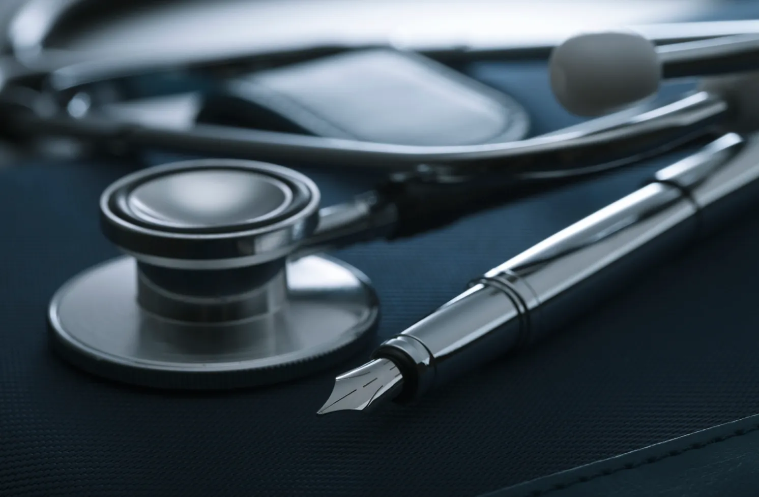 Exercer en tant que médecin au Québec - Est -il possible de convenir un permis d’exercice restrictif à un permis régulier ? 