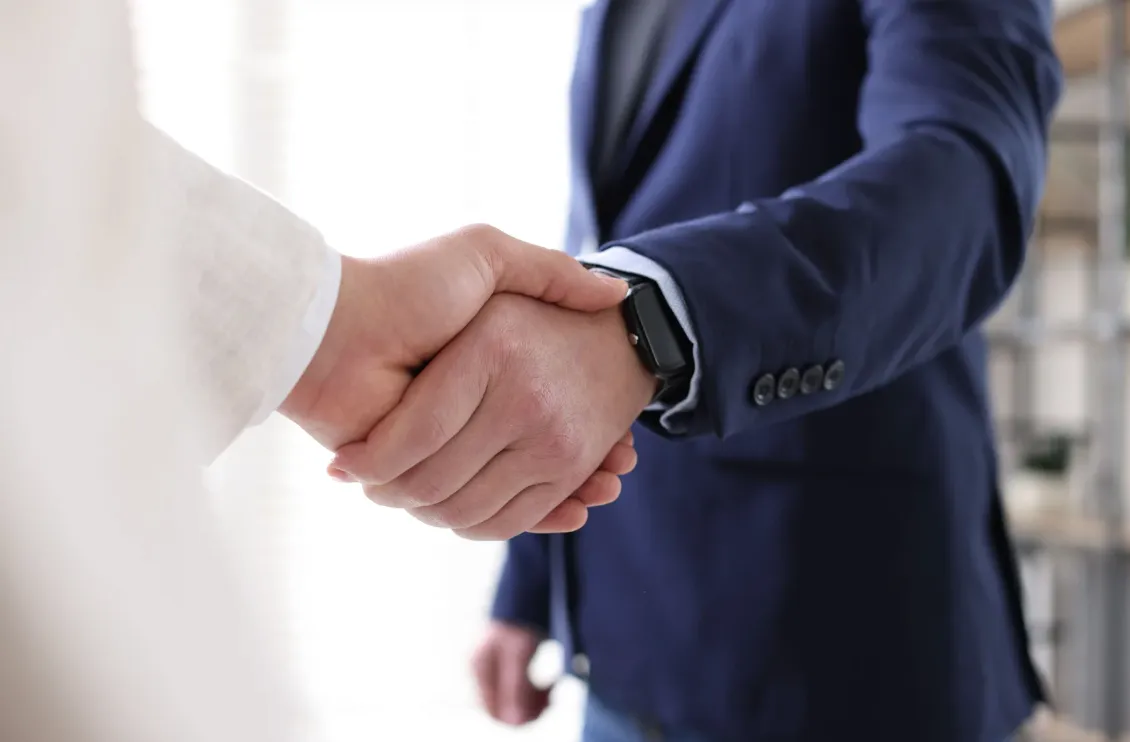 Je suis psychologue du travail et des organisations en France, mais quels postes s’ouvrent à moi à l’étranger ? Et au Québec, Canada ? 
