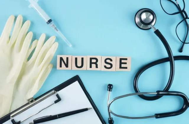 Votre diplôme français d’infirmier au Québec : comment naviguer l’OIIQ sans stress